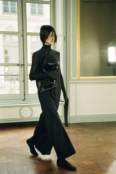 Look 30